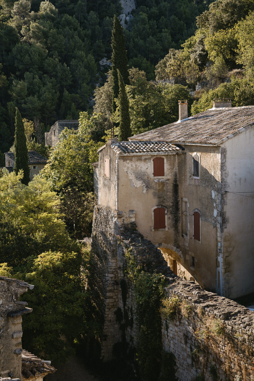 Flora_And_Grace_Provence_BastideDeMarie_Editorial_Wedding_Photographer (10 von 2213)