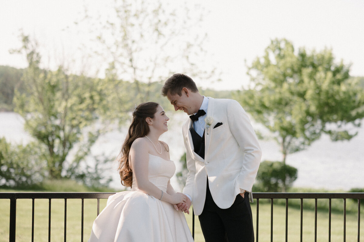 Grace & Ardor Co. East Coast Wedding Engagement Photography Pennsylvania New York City New Jersey Timeless Bold Art Direction Editorial Erin McGeever Lake House Inn-55