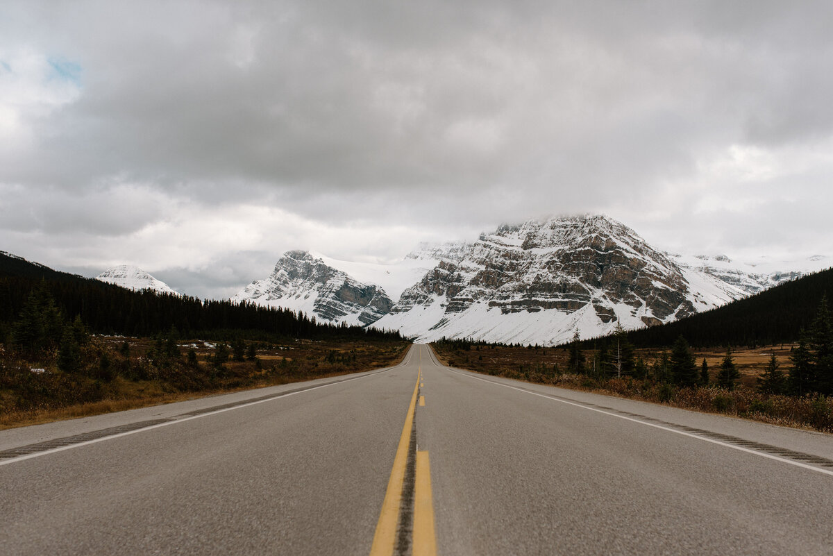 icefields_parkway_banff_national_park_canada