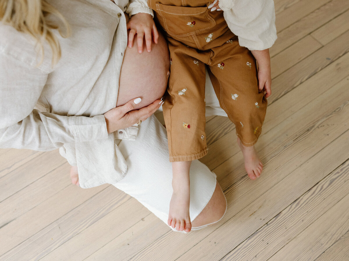 Austin-Lifestyle-Photographer- Downs Maternity Story-43