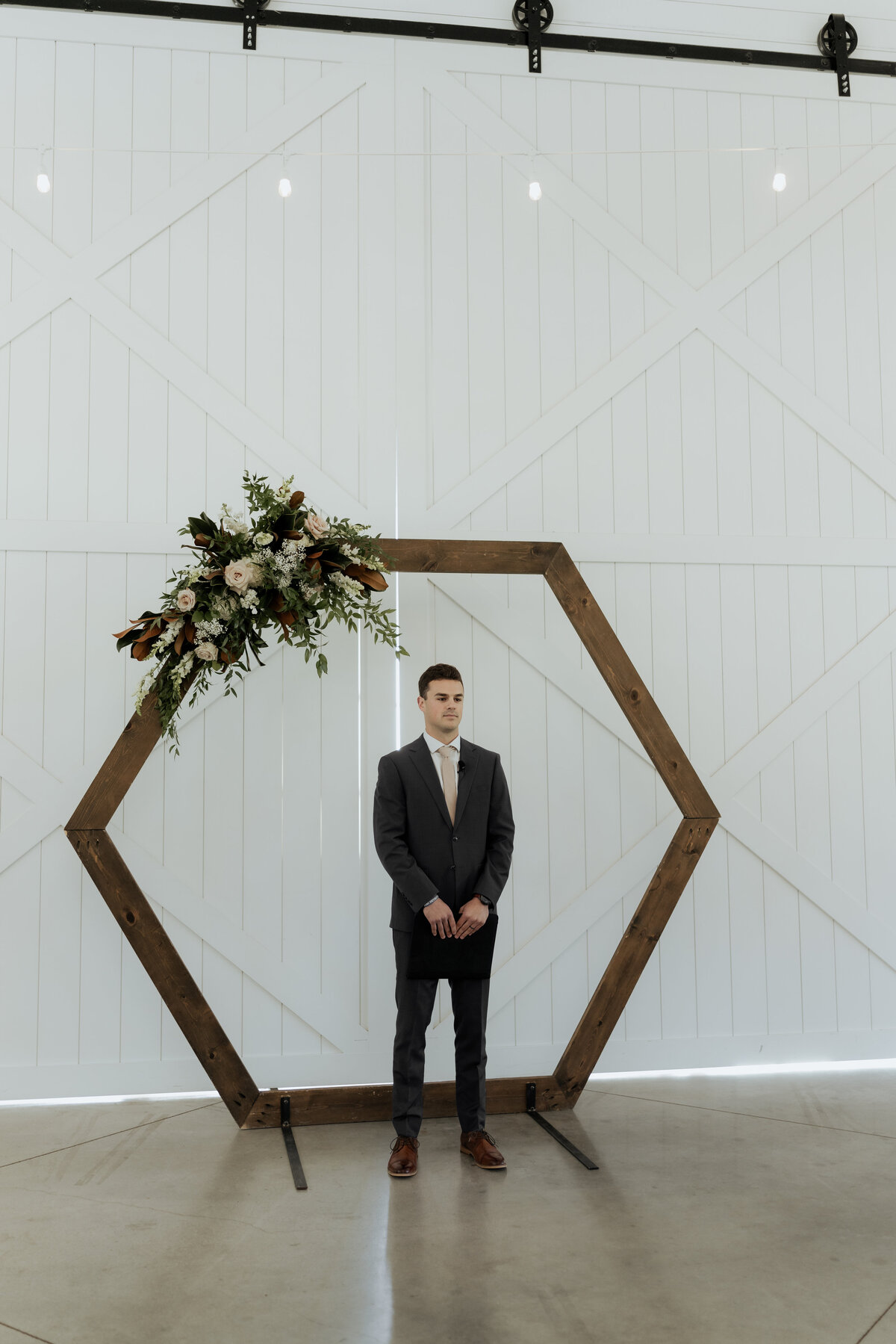 pile-wedding-568