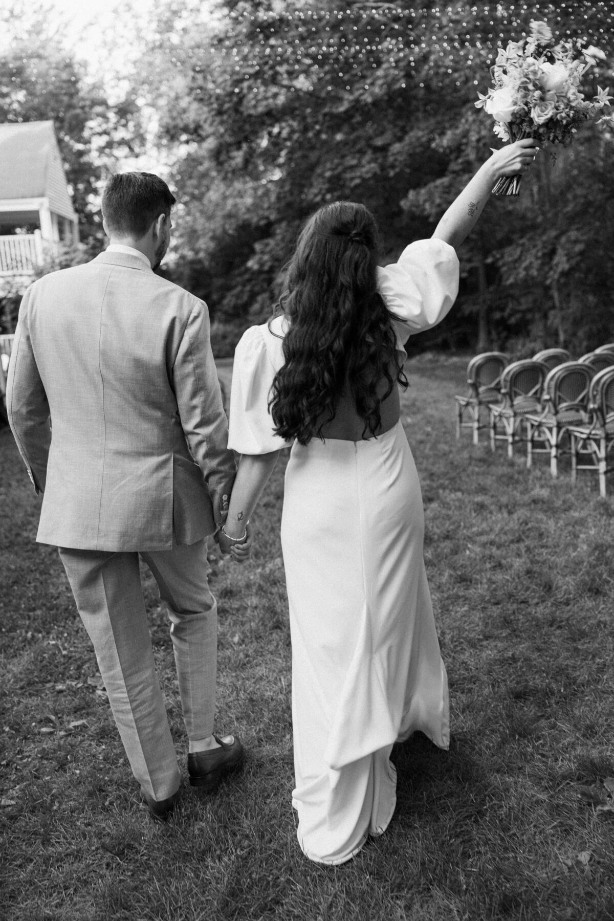 Summer Connecticut Backyard Wedding - Stacey Vandas Photography 10