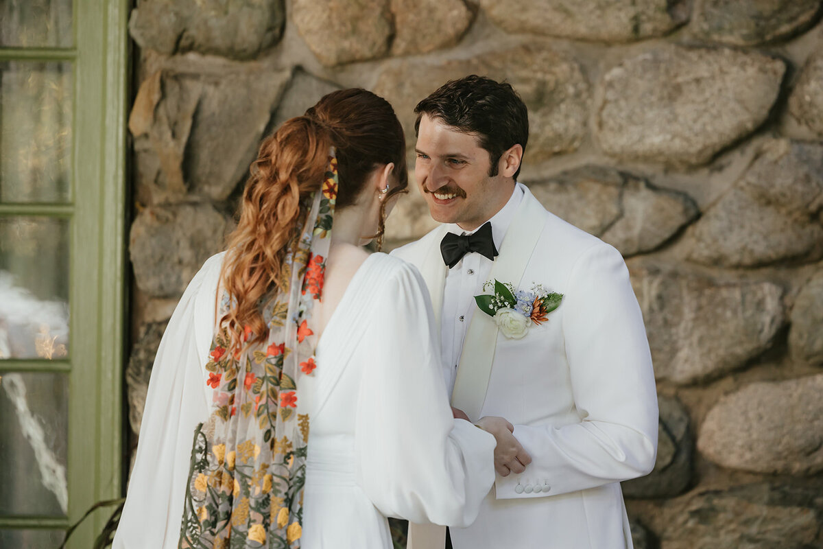 Katie+Justin_WillowdaleEstate-FirstLook-21_websize