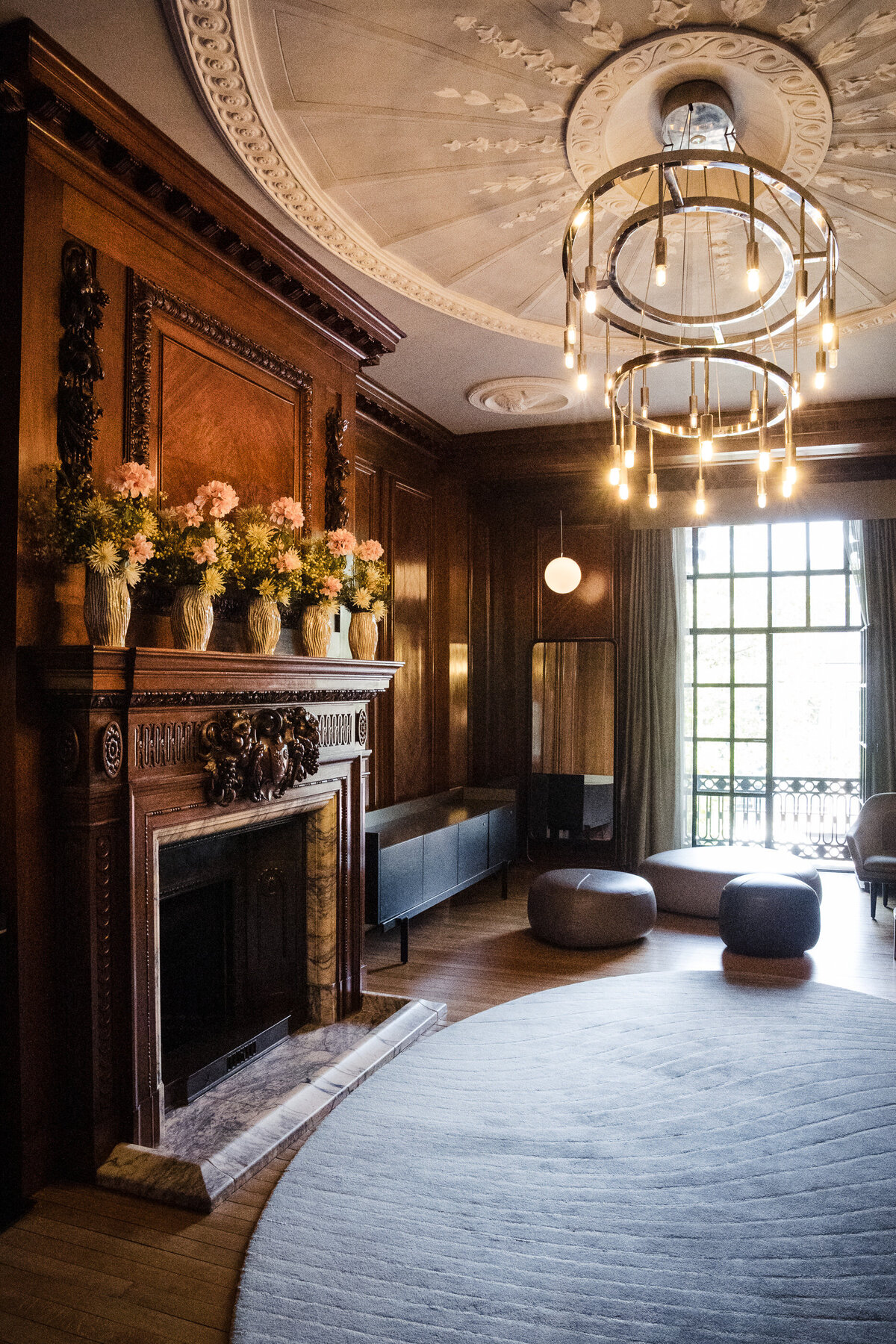 intimate-london-old-marylebone-town-hall-wedding-3