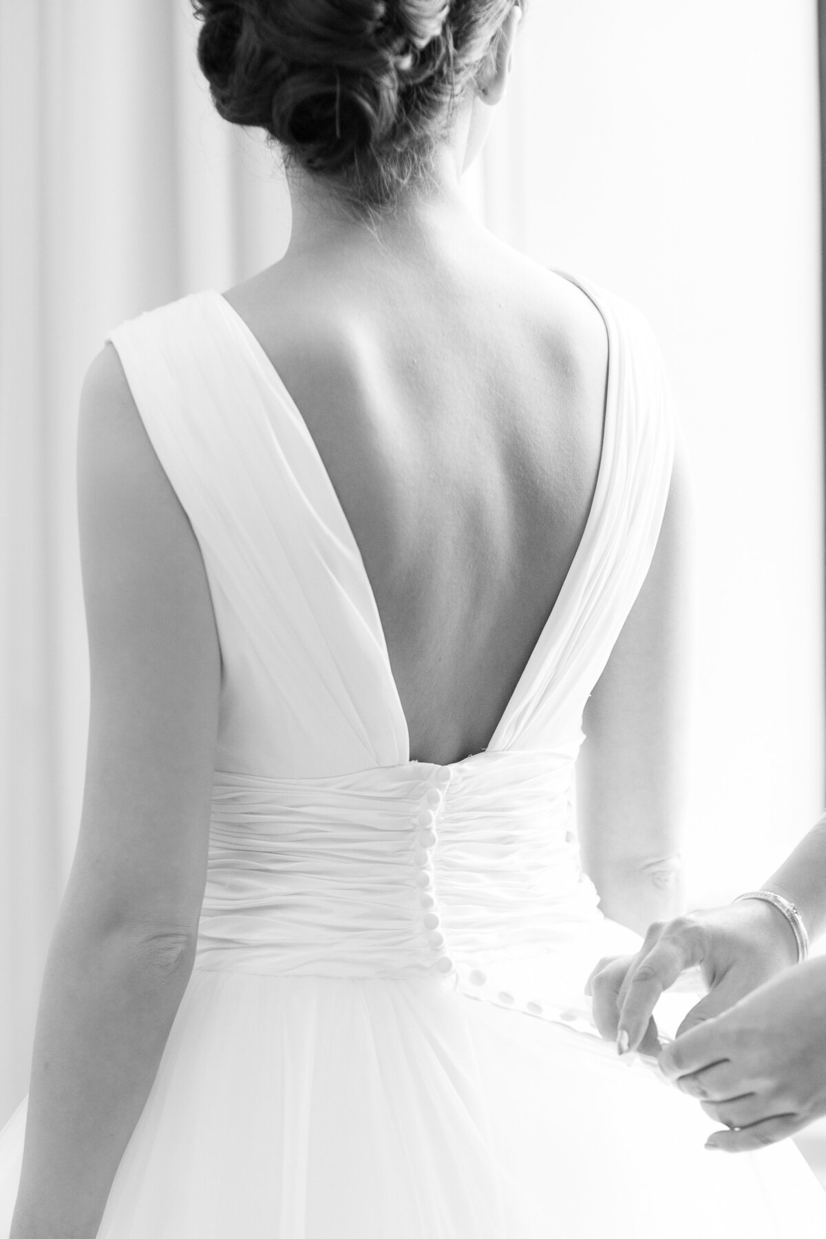 Bay Area Luxury Wedding Photographer - Carolina Herrera Bridal Gown-13