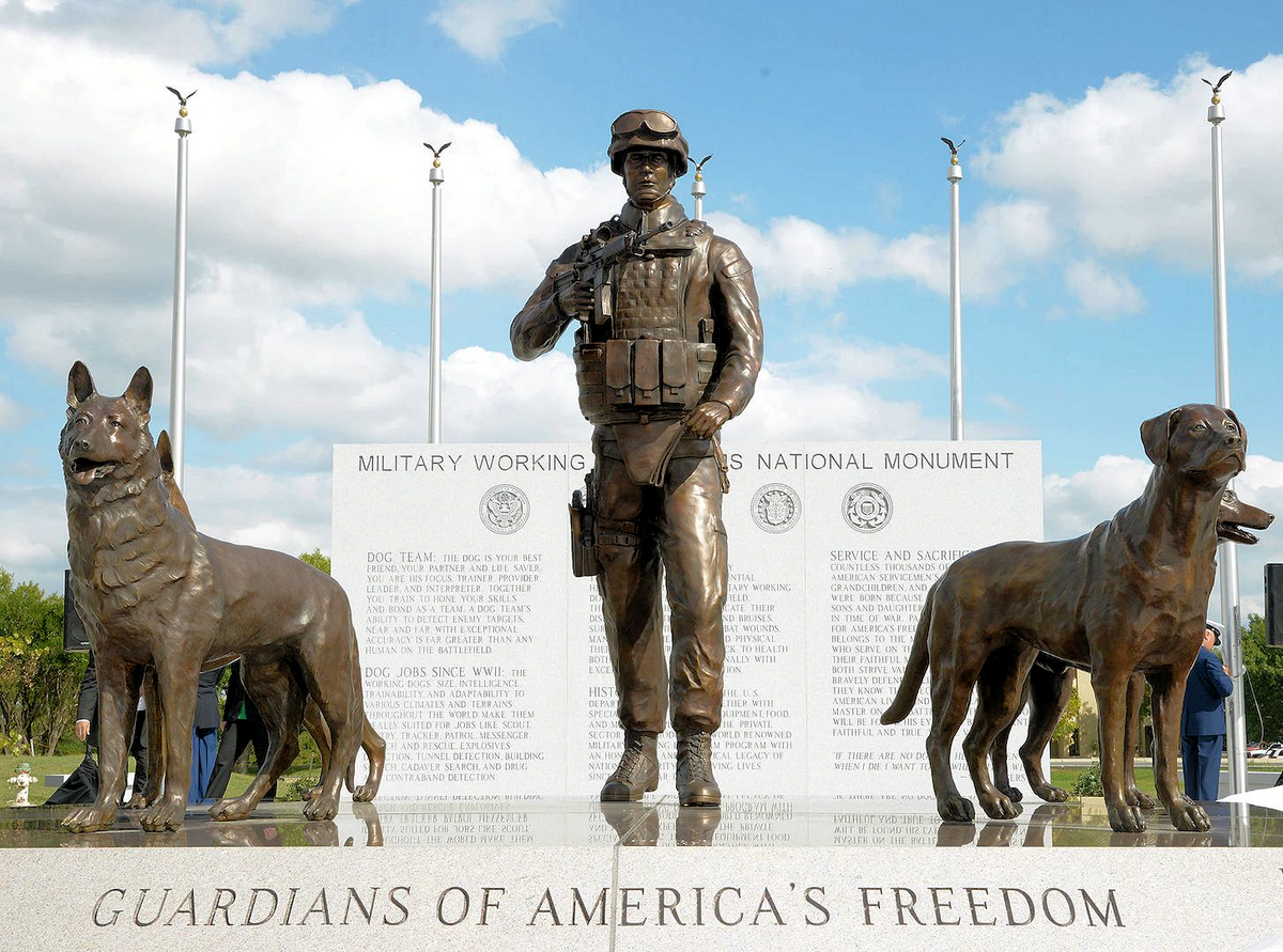 us military working dog monument pic3