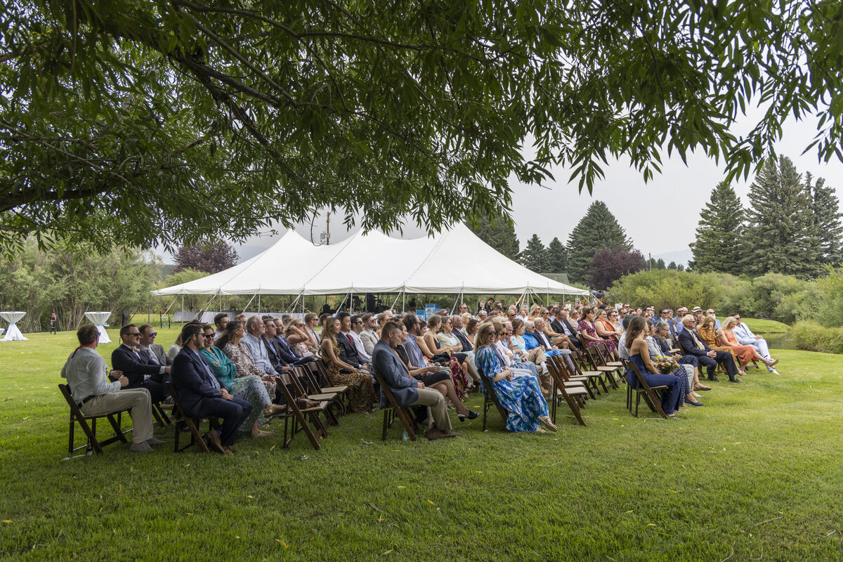 Shanna-Mae-Photography-Montana-Photographer-Montana-Weddings-El-Western-Lodge-006