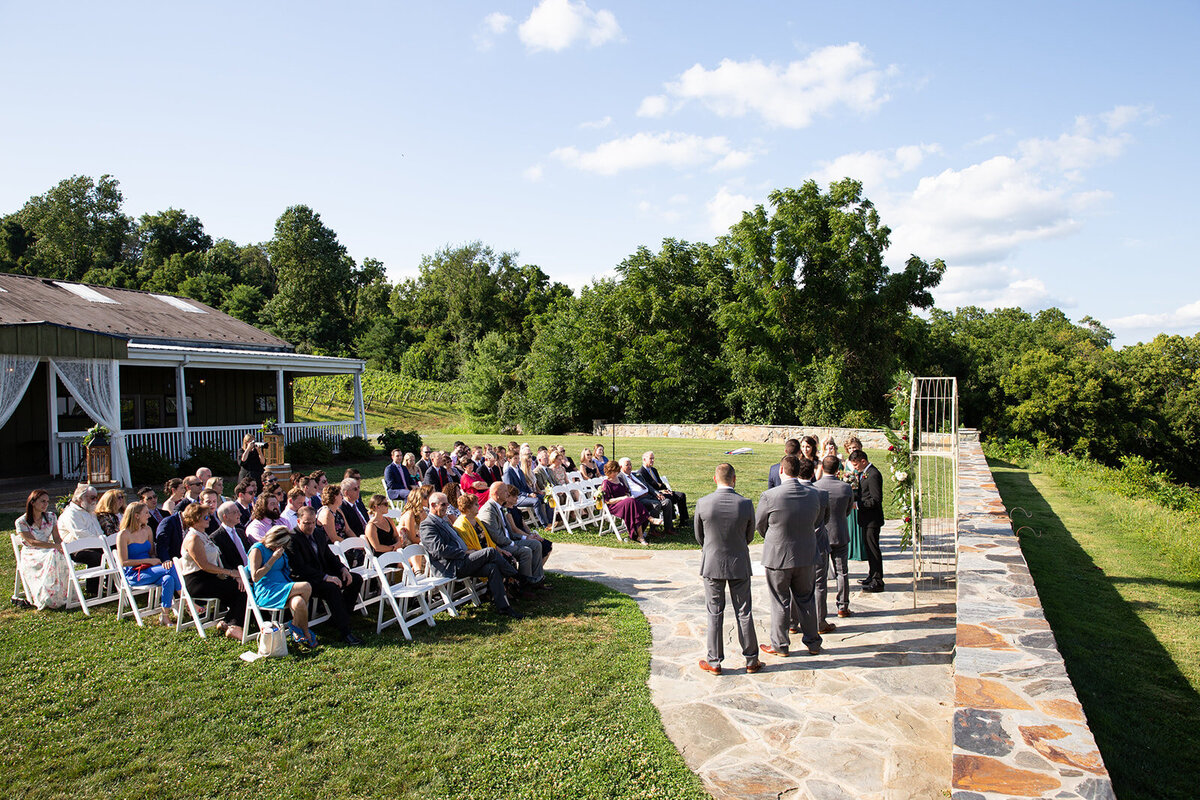 loudoun-studios-bluemont-vineyards-weddings-va00020