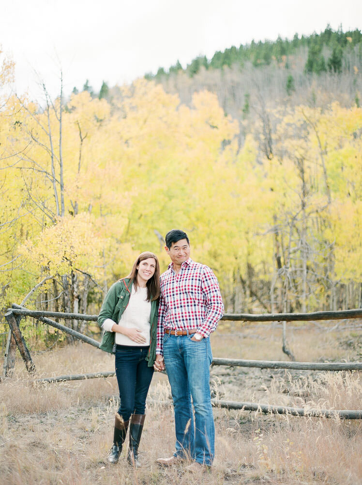 Colorado-Family-Photography-Fall-Maternity-Shoot-Breckenridge14