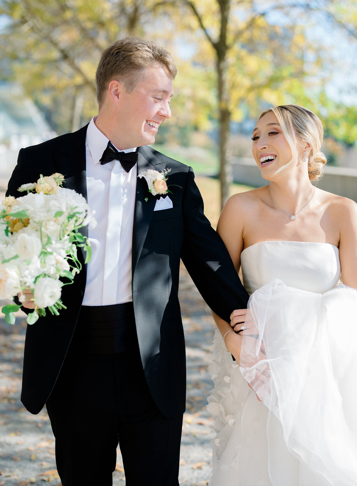 Four Seasons Hotel Seattle Wedding Phyotographer - 15