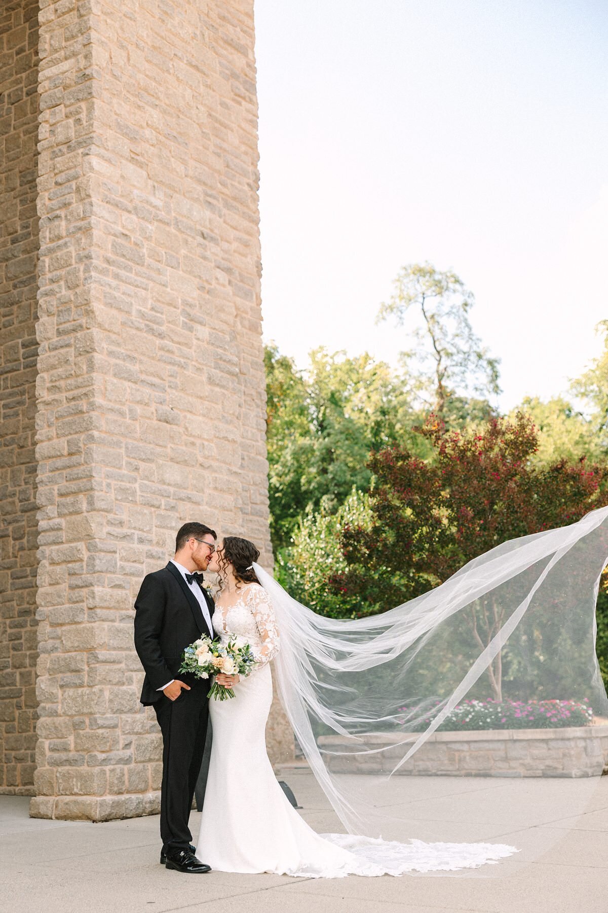 Bride and Groom Wedding Portaits Kelynn and Mathew Evansville Owensboro255