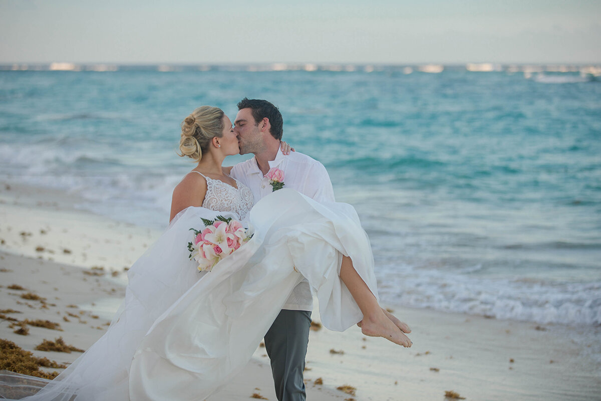 Dominican Republic destination wedding