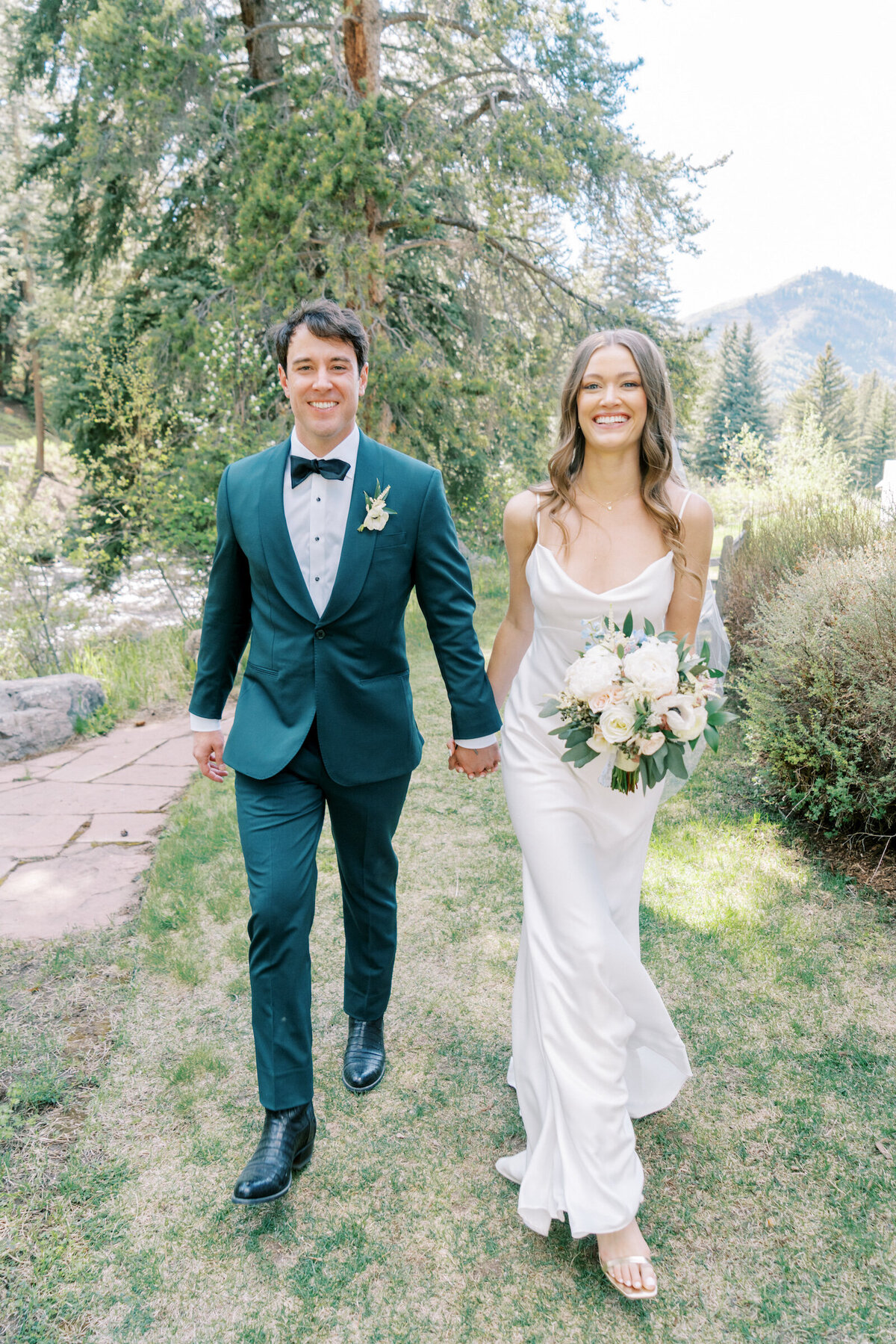 Vail Colorado Wedding Photographer © Bonnie Sen Photography