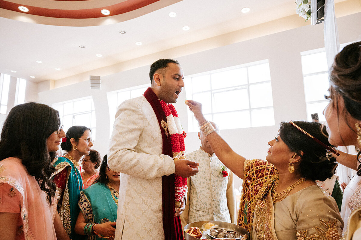 Indian Wedding Photographer (319)