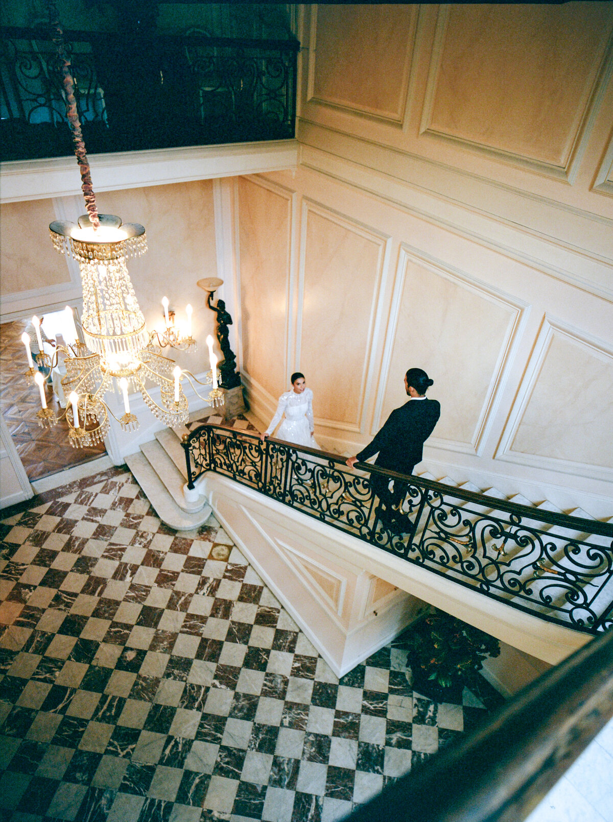 Wedding at Château de Santeny photographed by Lake Como Wedding photographer