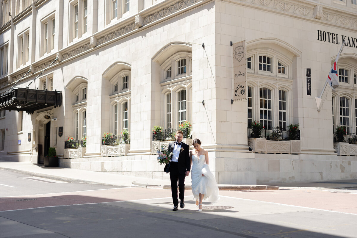 luxury hotel kansas city wedding -43