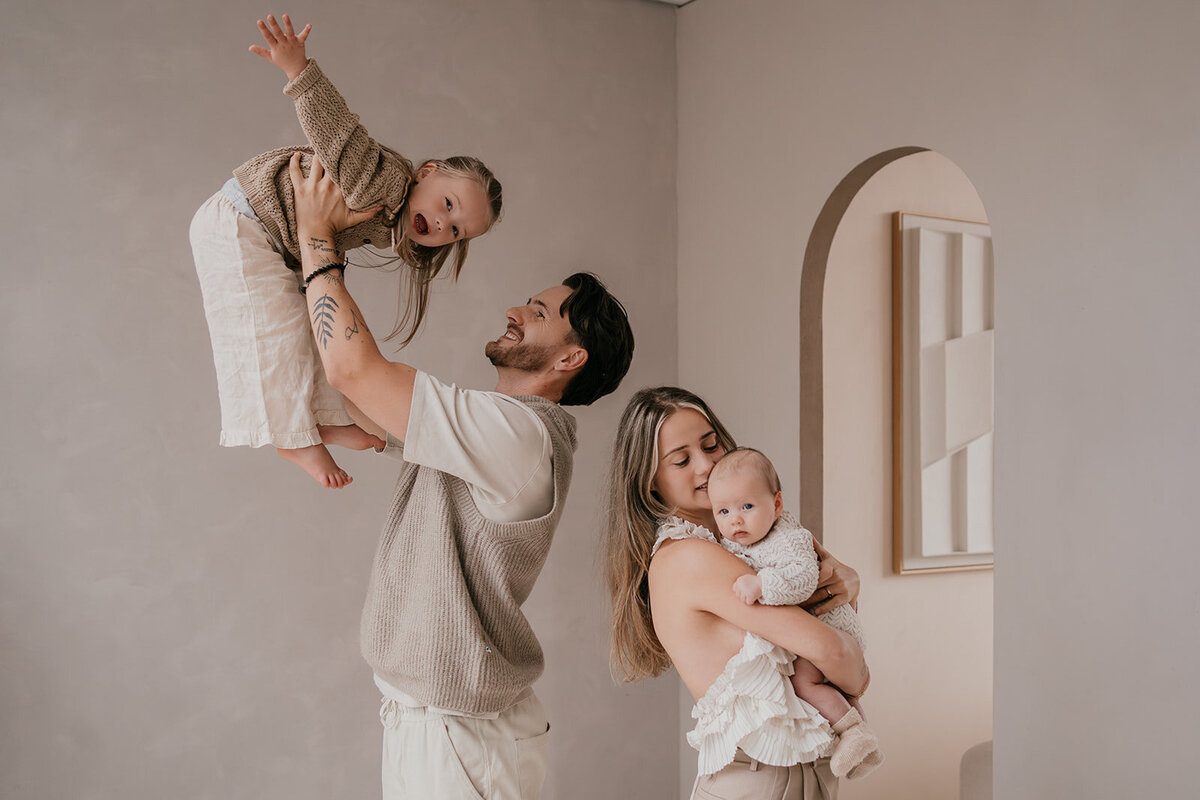 newborn-fotografie-leukfotografie-studio-the-loft-atelier-oost-20