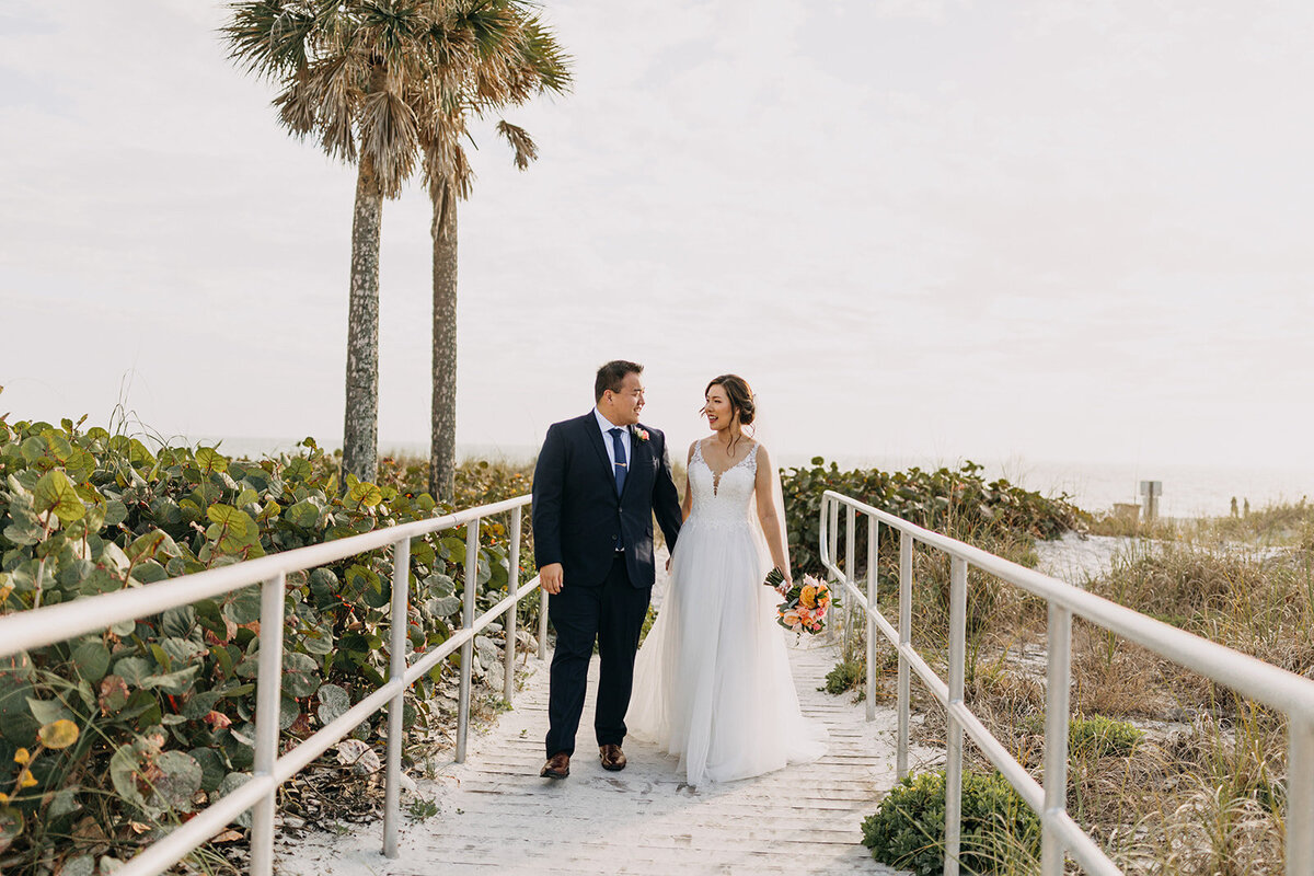 amber-mcwhorter-photography-florida-elopement-chantilly-chic-celebrations-8