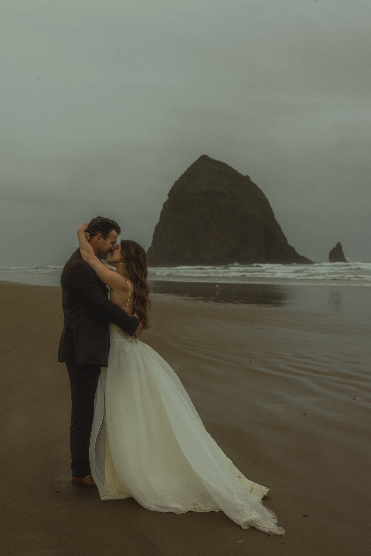 CannonBeachCouple-26