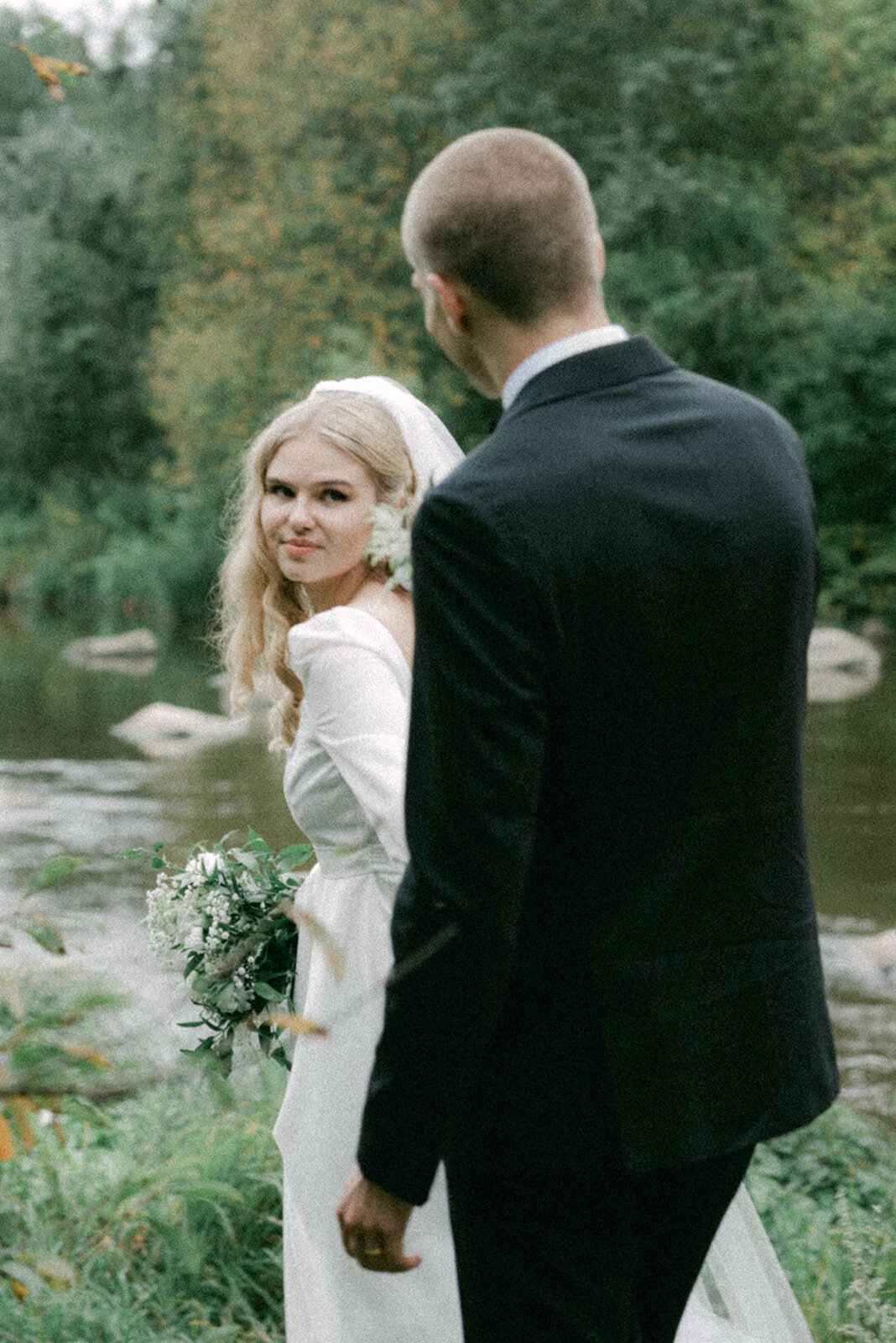 Wedding photo of an Intimate and romantic wedding  photography session in Porvoo by photographer Hannika Gabrielsson