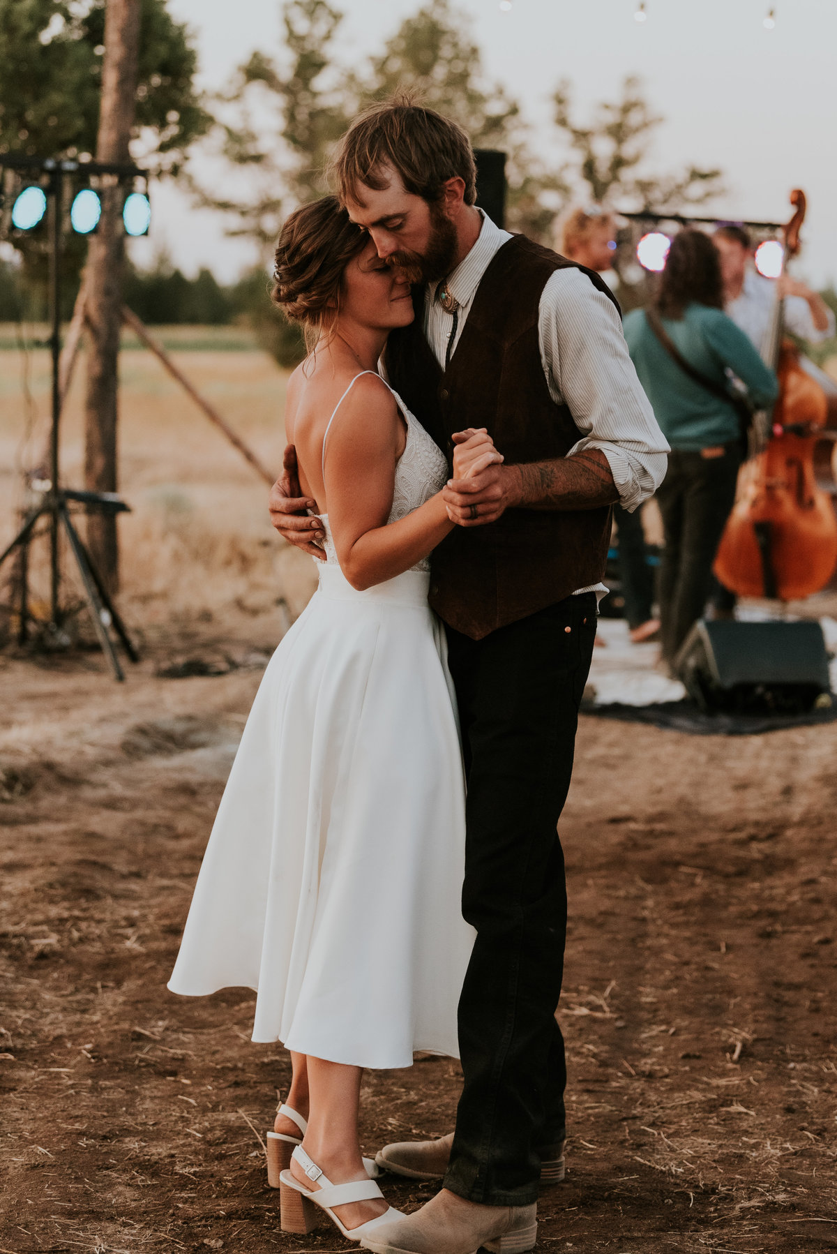 meredith_sands_wedding_photographer_bend_oregon-12