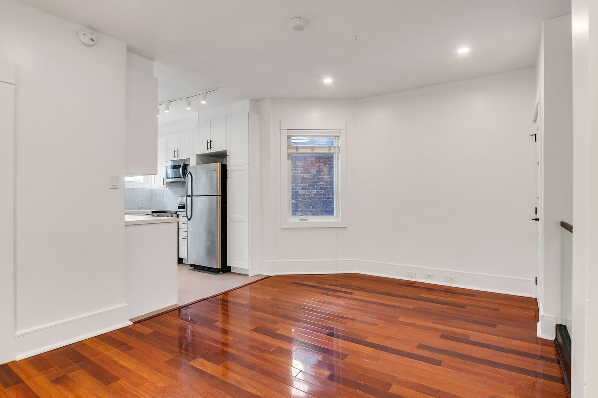 12-web-or-mls-12_001_Dining Room