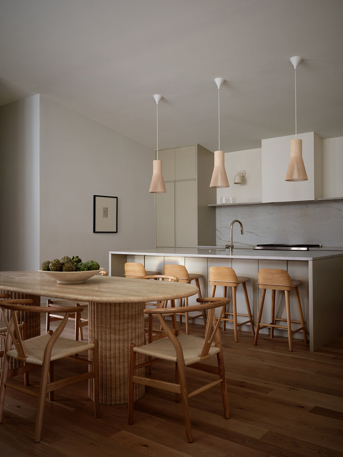 timeless-modern-kitchen-dining-room-design-scandinavian-mid-century-oak-travertine-quartzite-natural-wood-austin-home-jinx-house-franc