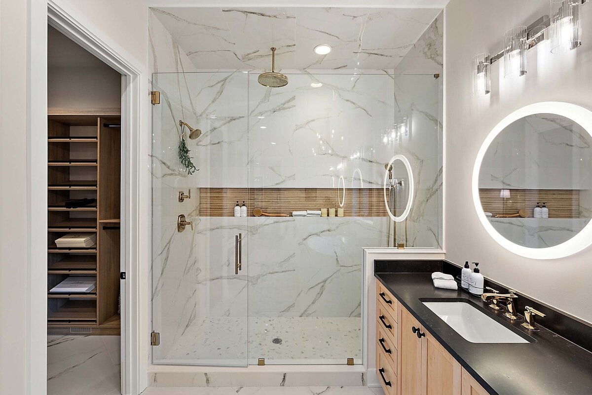 35-70802 Renata New Staging-35