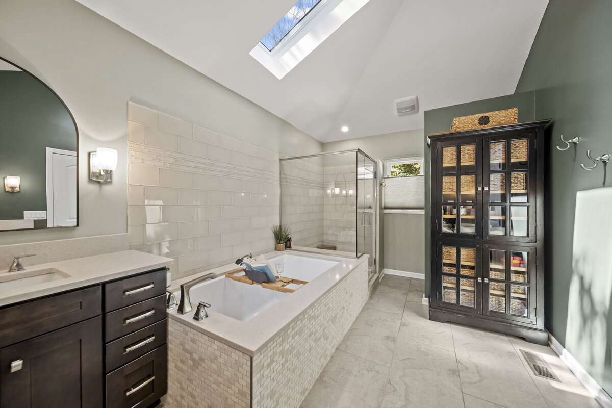 43-web-or-mls-A7402255