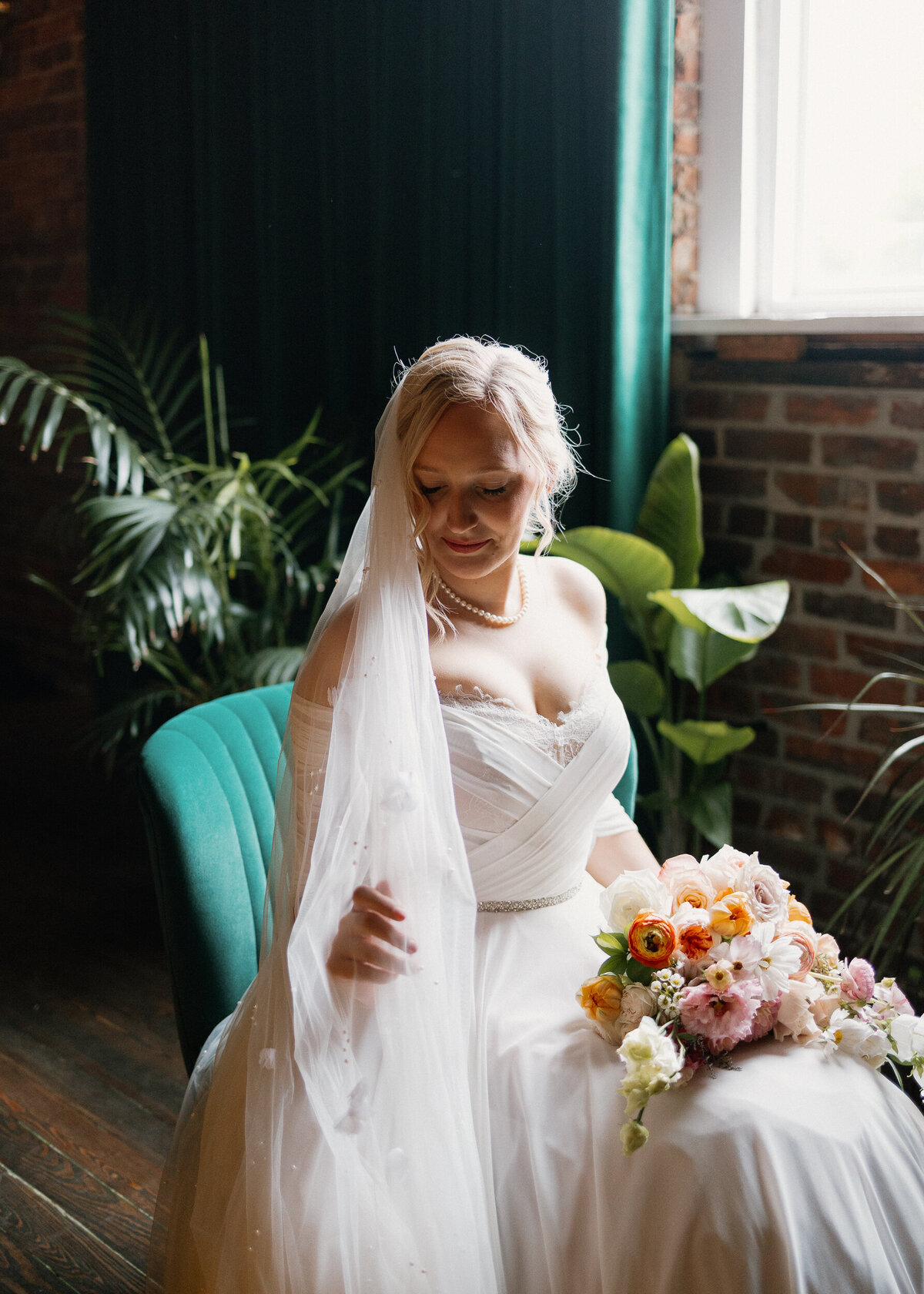 Ashlynn Shelby Photography _ Kelley & Bryce _ The historic a southside venue _ The Church on Main _ Chattanooga Wedding-55