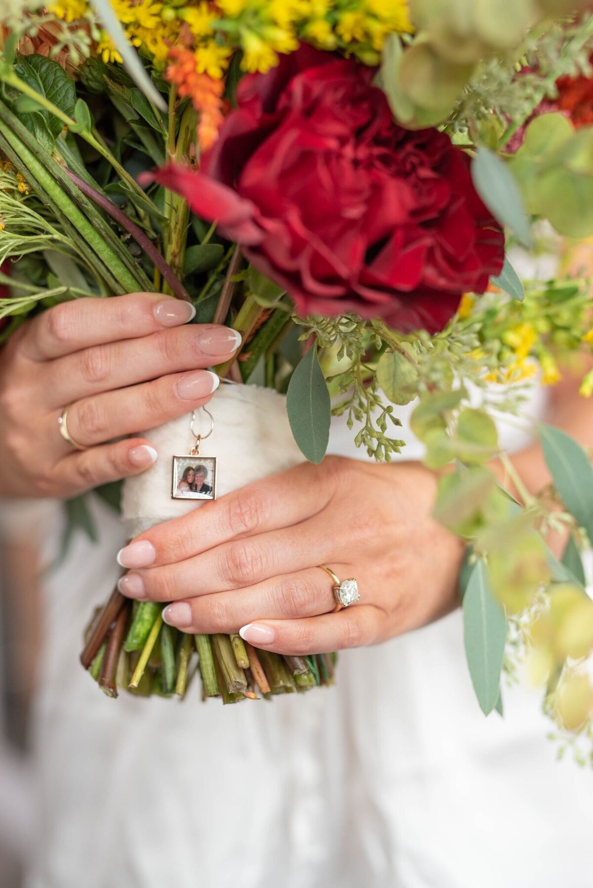 cork-factory-hotel-wedding-getting-ready-159