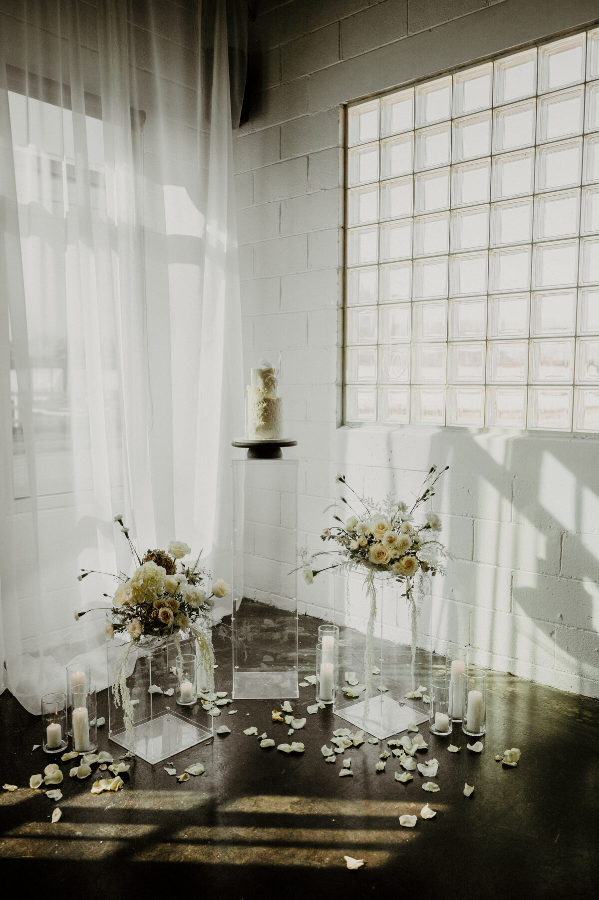 styled wedding shoot in indianapolis 153