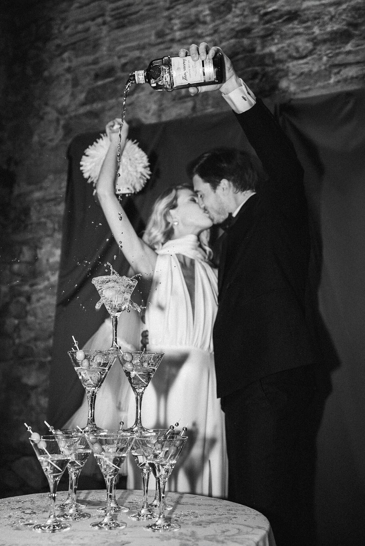 fashion-modern-candid-timeless-wedding-photographer-european-41