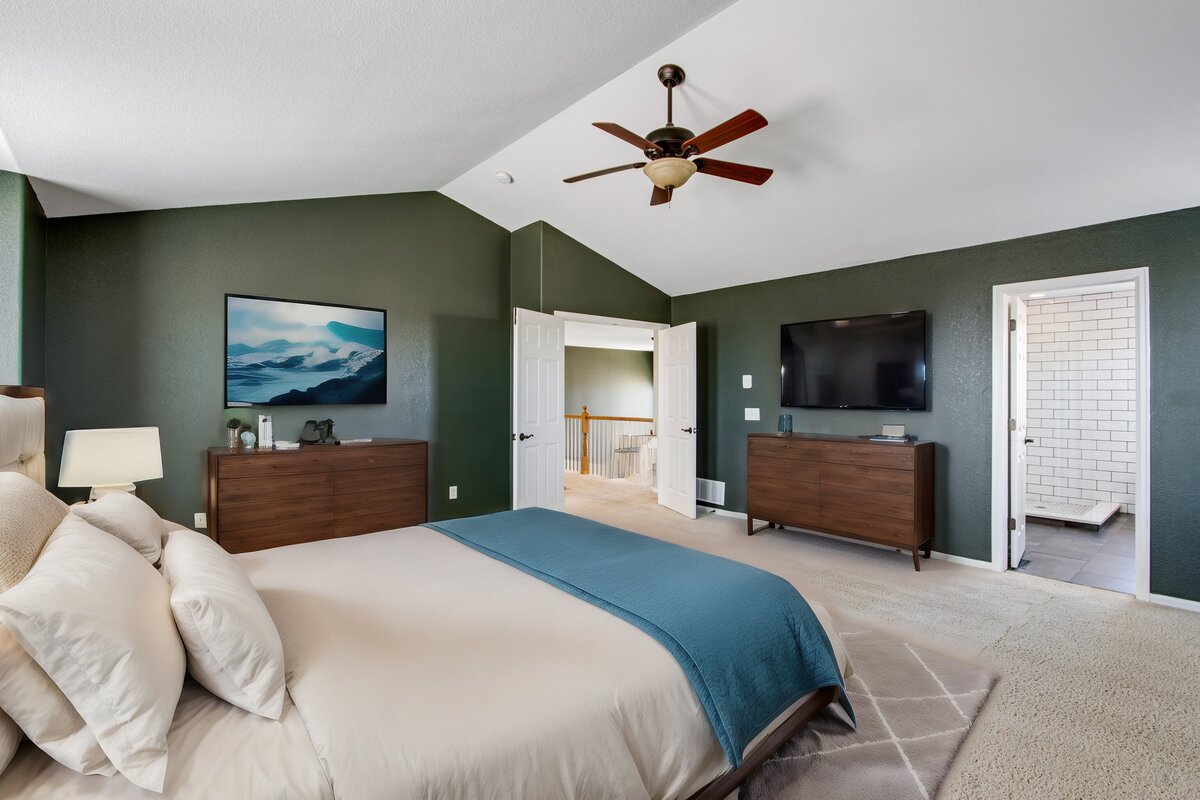 Virtual Staging AI - 34-print-9342-royal-melbourne-cir - May 22, 2024 20_57