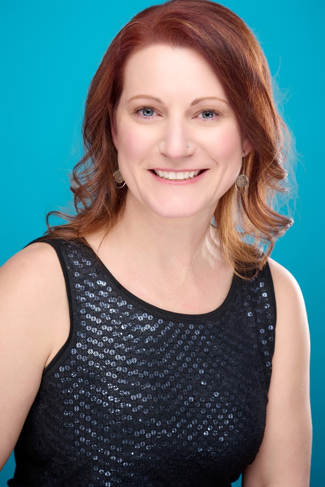 Professional Headshot Photographer in Minneapolis Capturing Women's Portraits-99