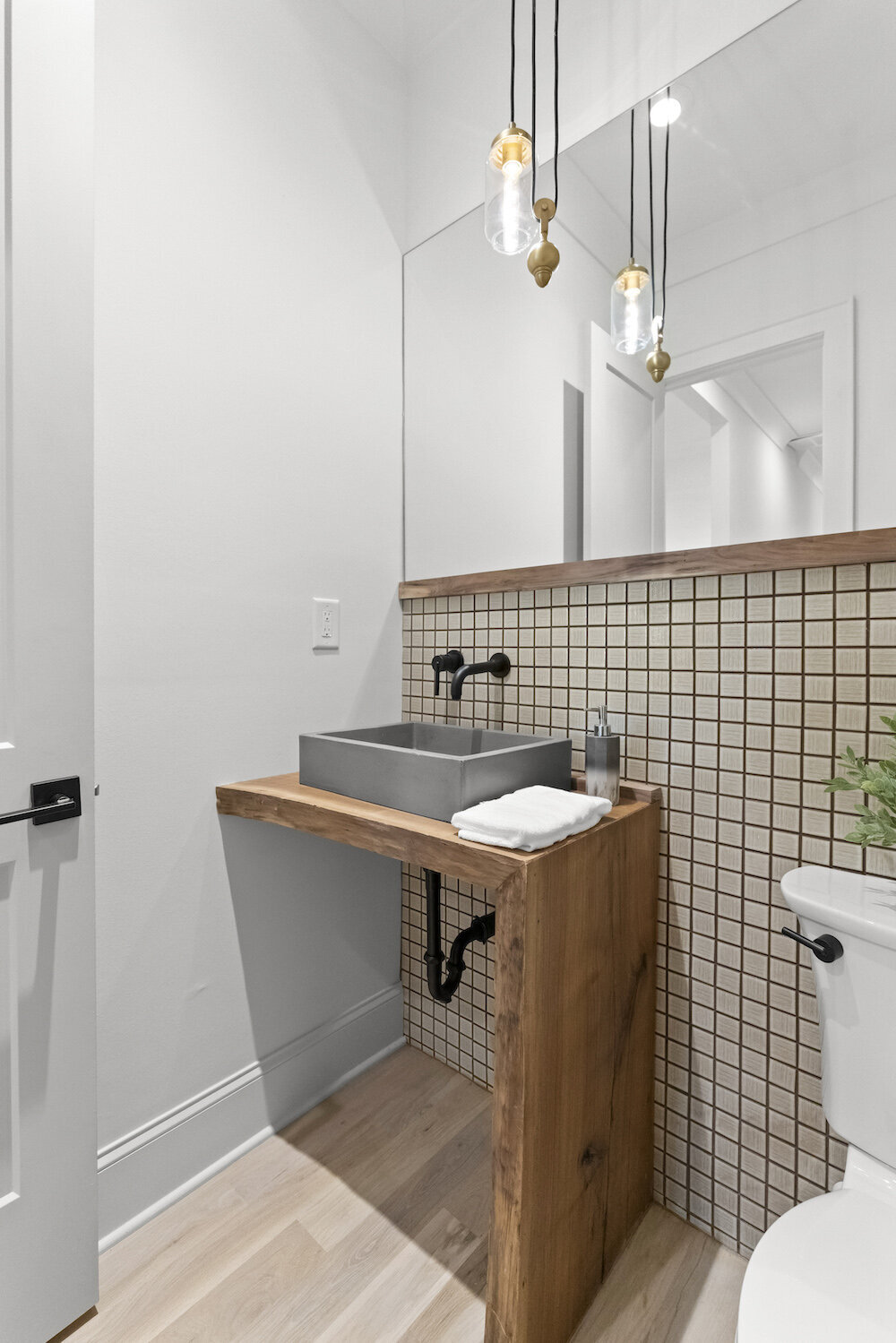 Hallmark Builders - Cotswold Duet - Charlotte new construction homes developer -85