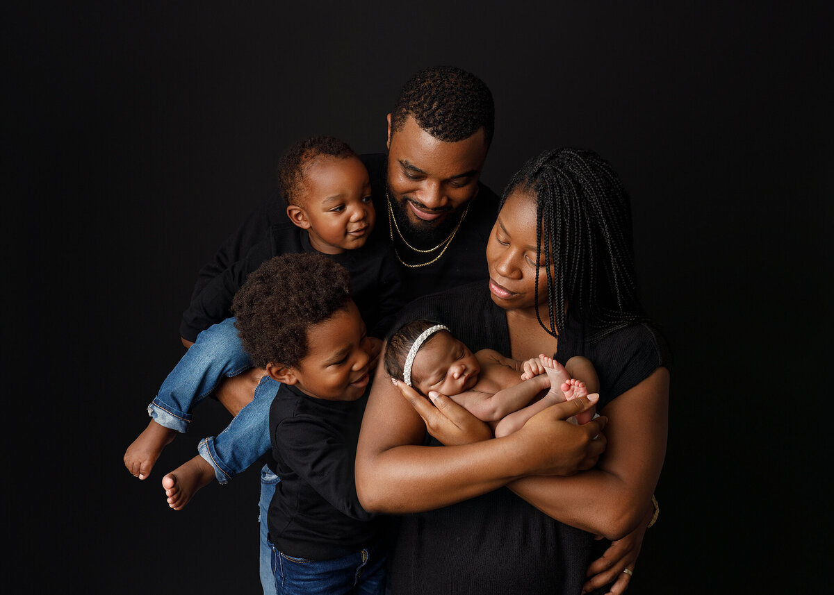 McDonough newborn photographer, Atlanta Newborn Photographer, Fayetteville newborn Photographer, Peachtree city newborn photographer, Hampton ga newborn photographer, marietta ga newborn photographer
