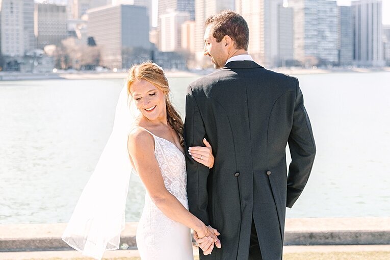 Warwick-hotel-Allerton-Chicago-wedding-photographer_0018