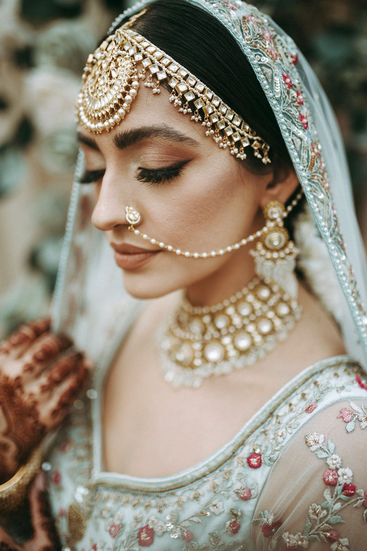 sikh-wedding-ceremony-bride-blue-pink-sharara-jewelery