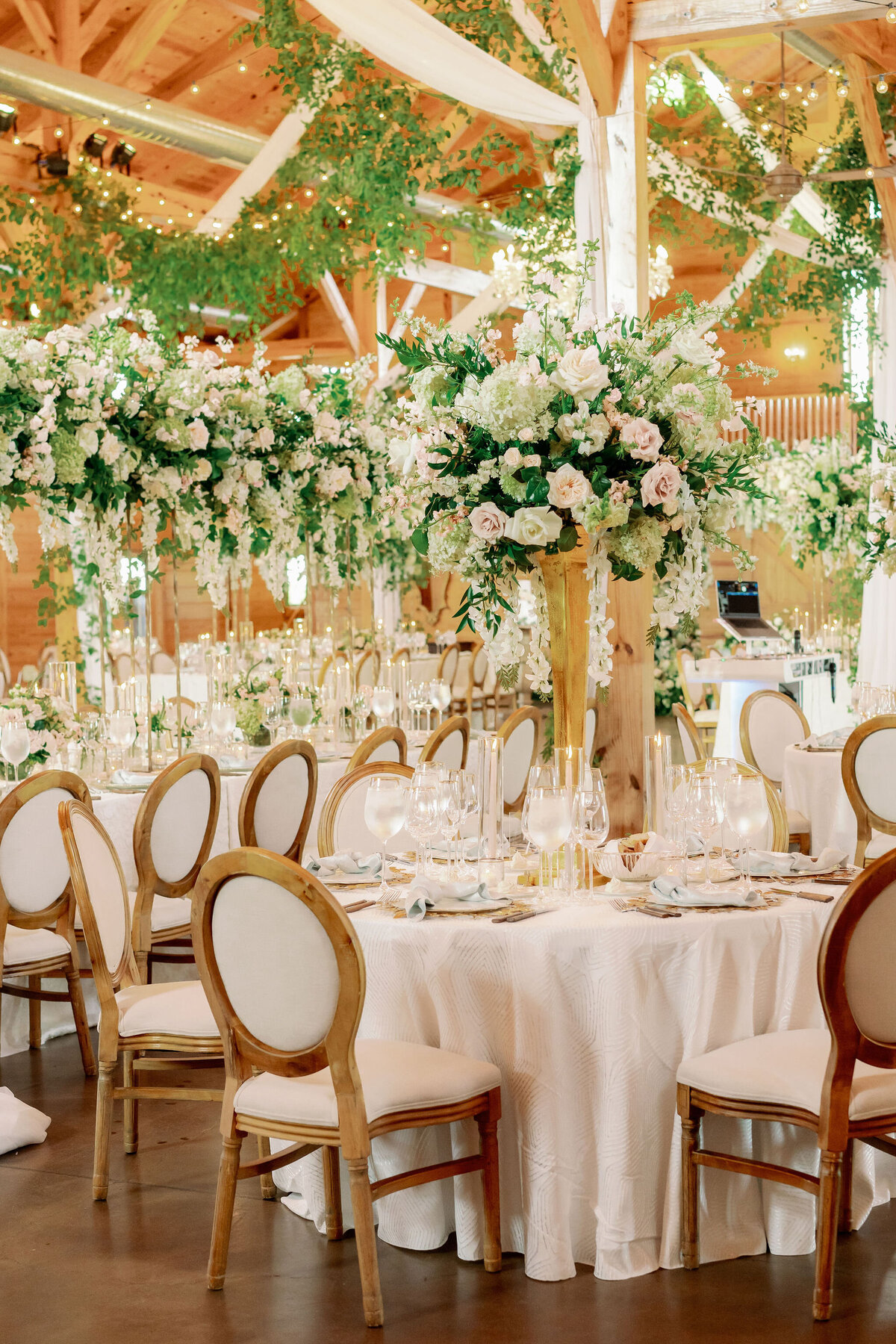 MiddleburgWedding_MaddyWilliamsPhotography.jpg--25