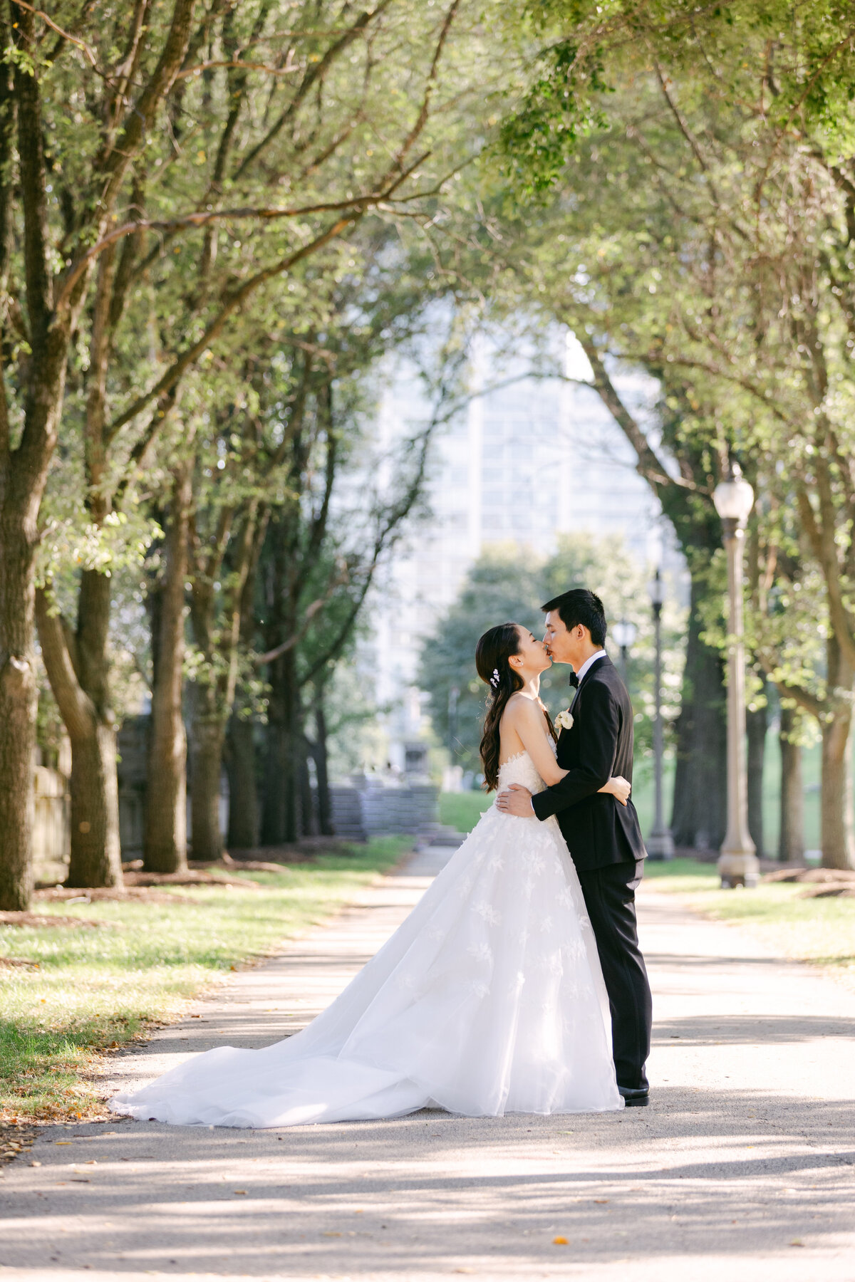 daniela-cardili-bride-groom-portraits-formal-gardens-chicago-9051