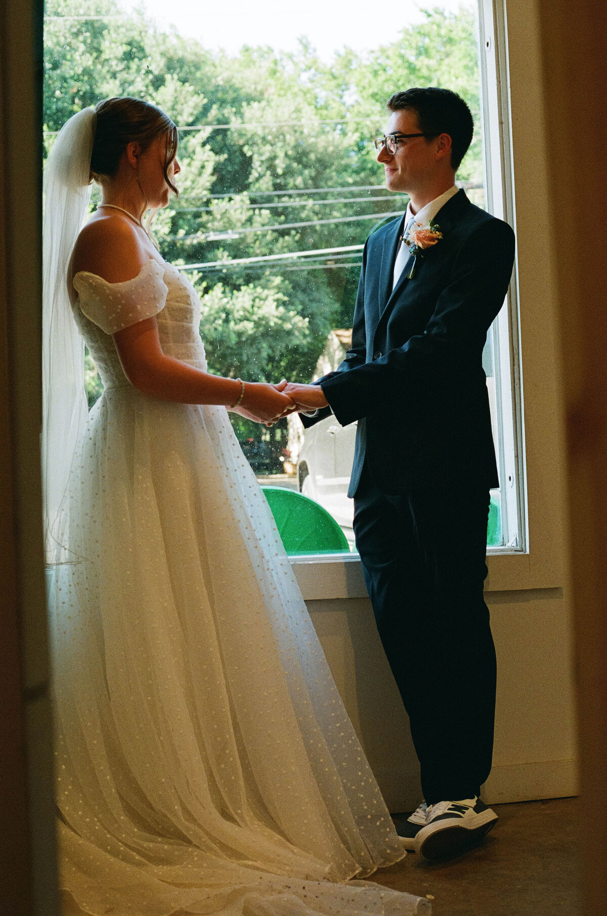 Brooke&PerronWeddingPhotos_PostPortraits_AustinWeddingPhotographer_HereafterFilms-11