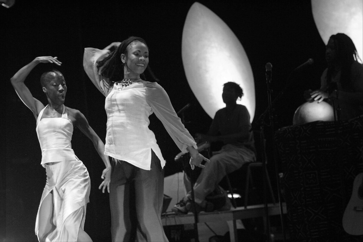 Bart Van der Moeren - BackOnFront - 151 - Rokia Traore