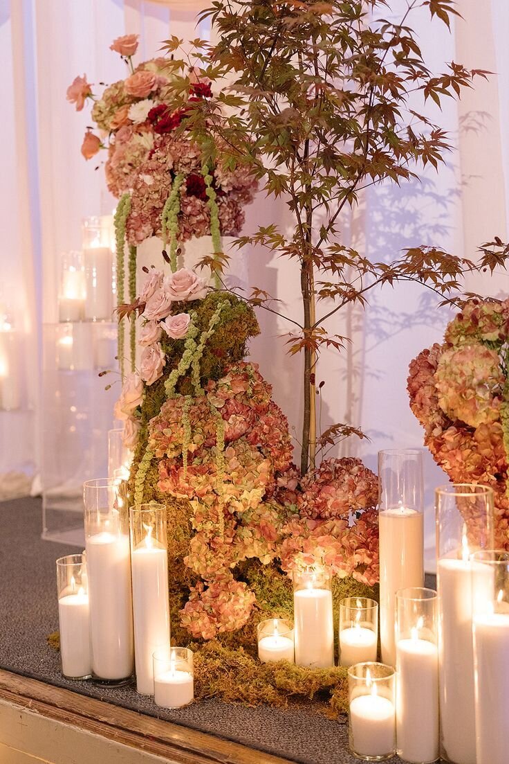 Mary Beth & Tarun _ Fox Theatre - Rêver Weddings- Araiza Florals (7)
