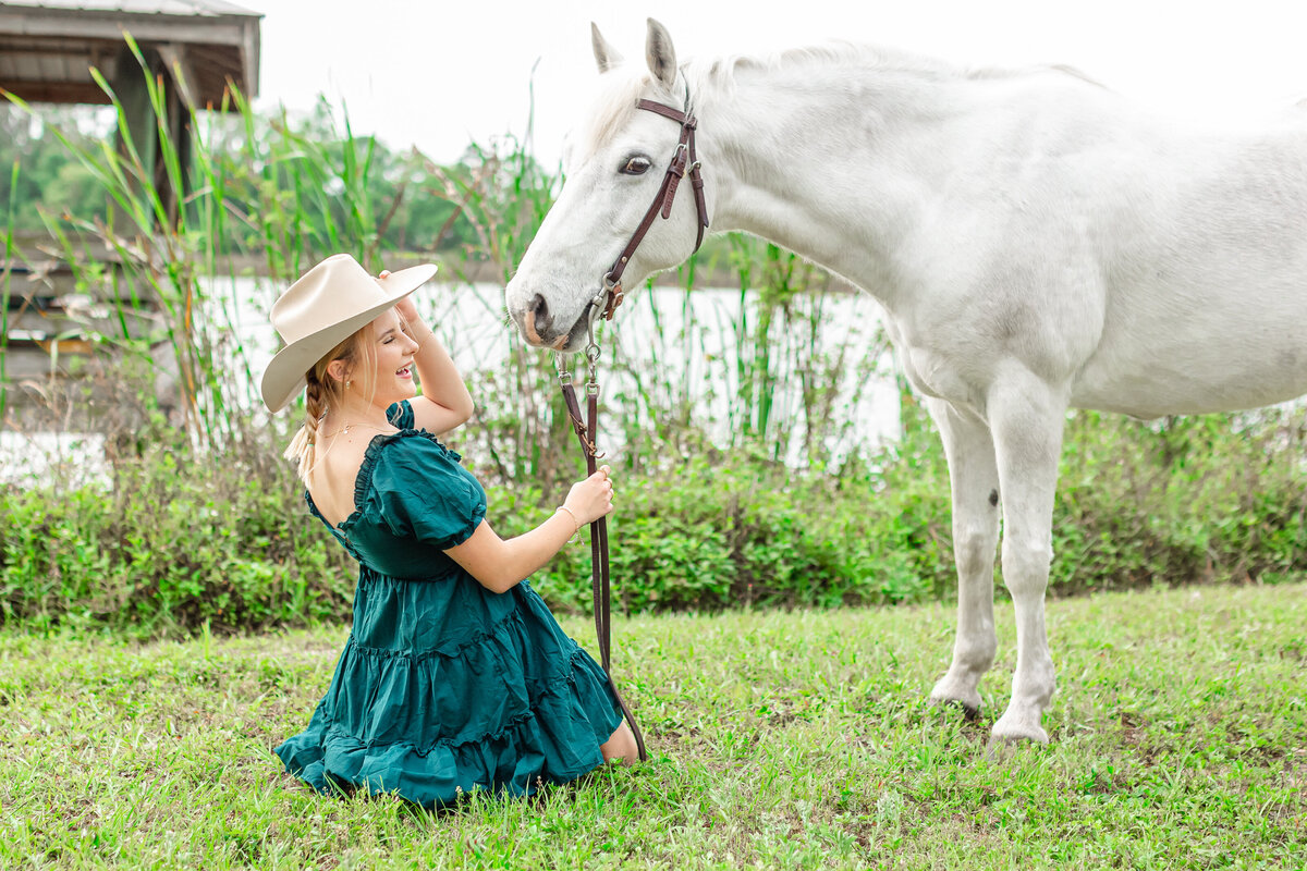 senior-portraits-Tampa-florida-seniors-Sandi-michelle-photography-senior-photography-Tampa-high-school-senior-photographer-equestrian-senior-photos-senior-girl-tampa-senior-girl-senior-pictures-senior-portraits-Florida-senior-photographer23