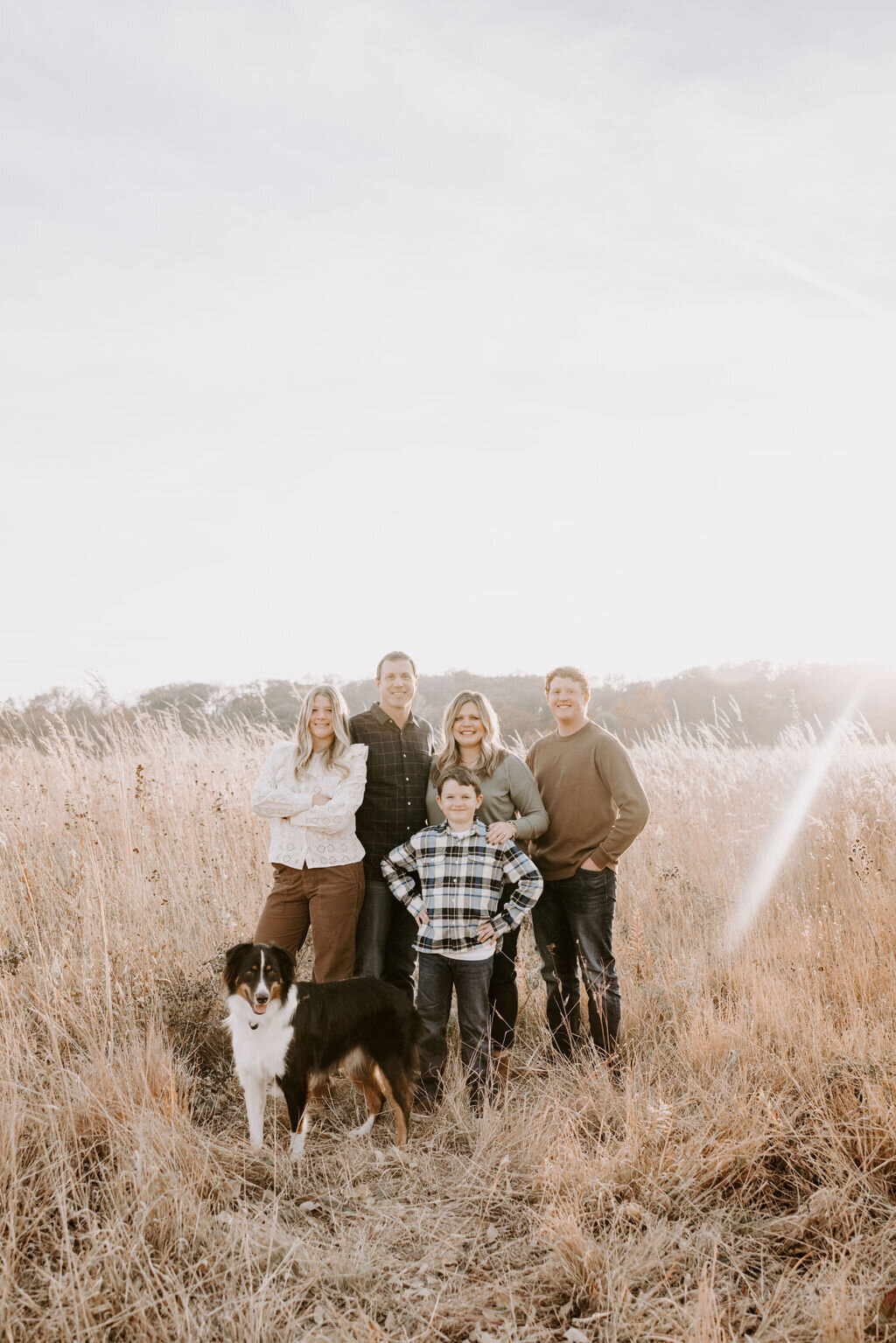 christina_ney_photography_wedding_engagement_lifestyle_photographer_dubuque_iowa_wedding_planning_assistance_adventurous_bold_laidback Family Photography3