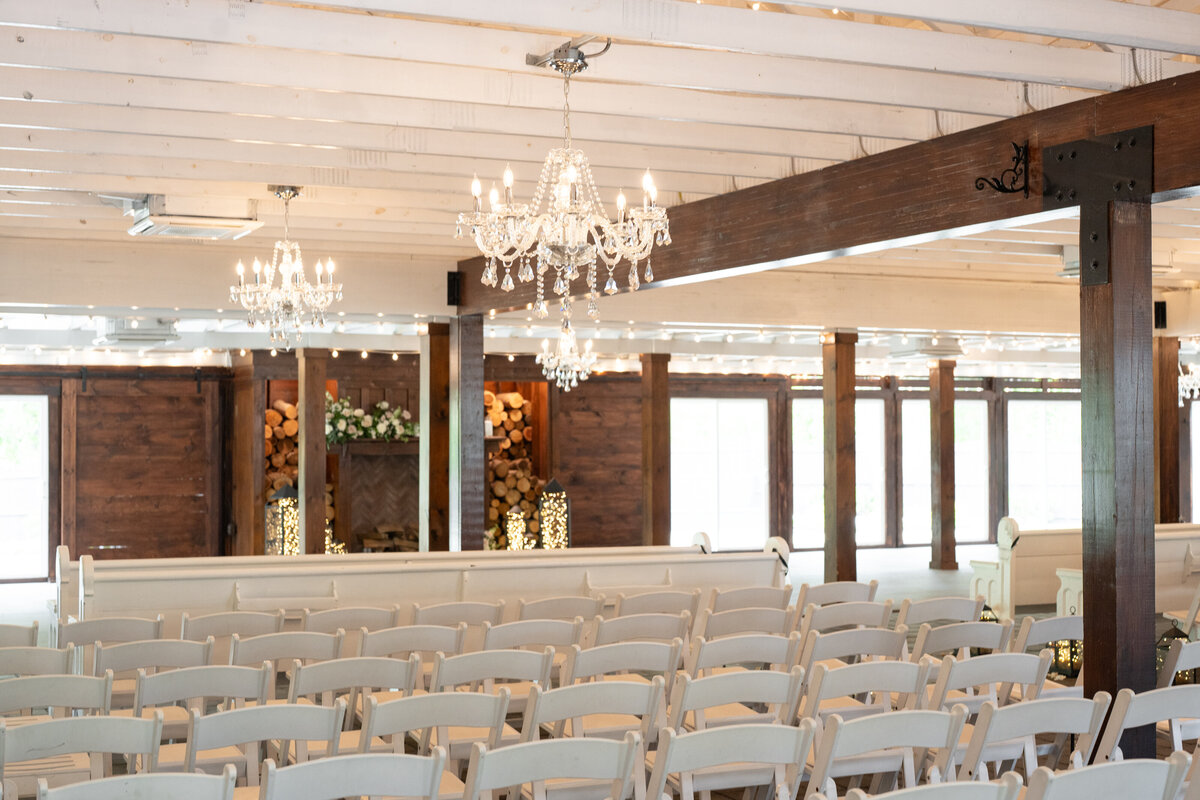the barn with chandeliers at the hamilton manor nj