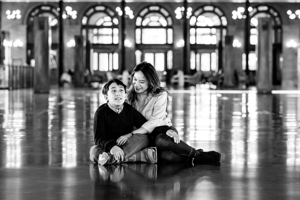 richmond-family-photographer-mother-and-son-main-station9