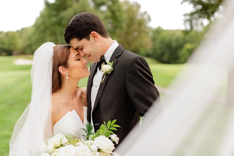 Classic Wedding at City Church of Evansville with Reception at ECC161