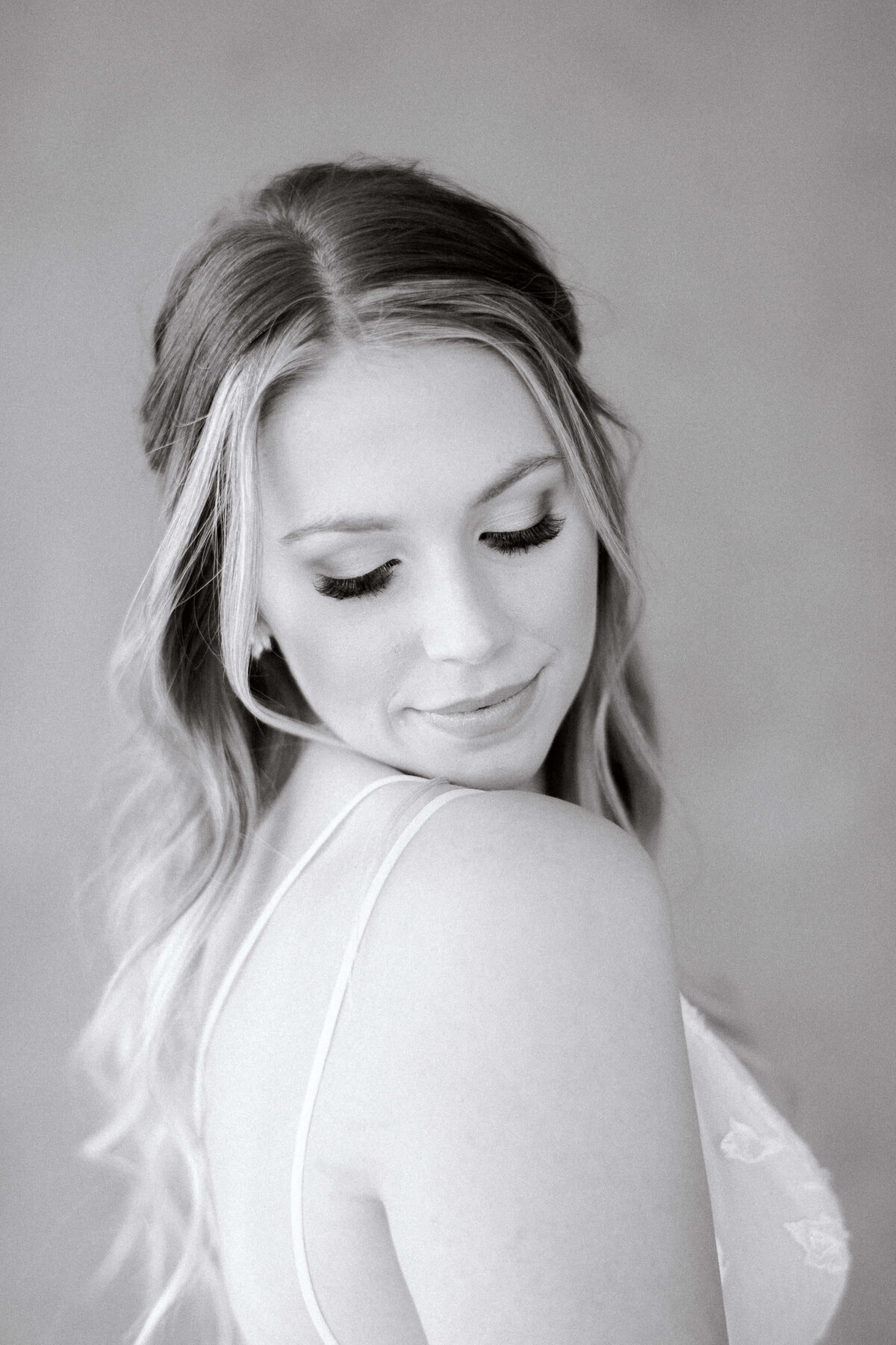 Kate Panza Photography Lumen Room Victoria Bridal Session_9625